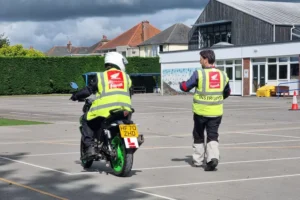 Common Mistakes New Superbike Riders Make 300x200