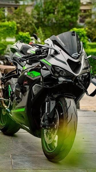 The Evolution of Superbikes: From the 1980s to 2026 MotoGP Bike ➜ WorldSBK Bike ➜ Production Superbike Comparison