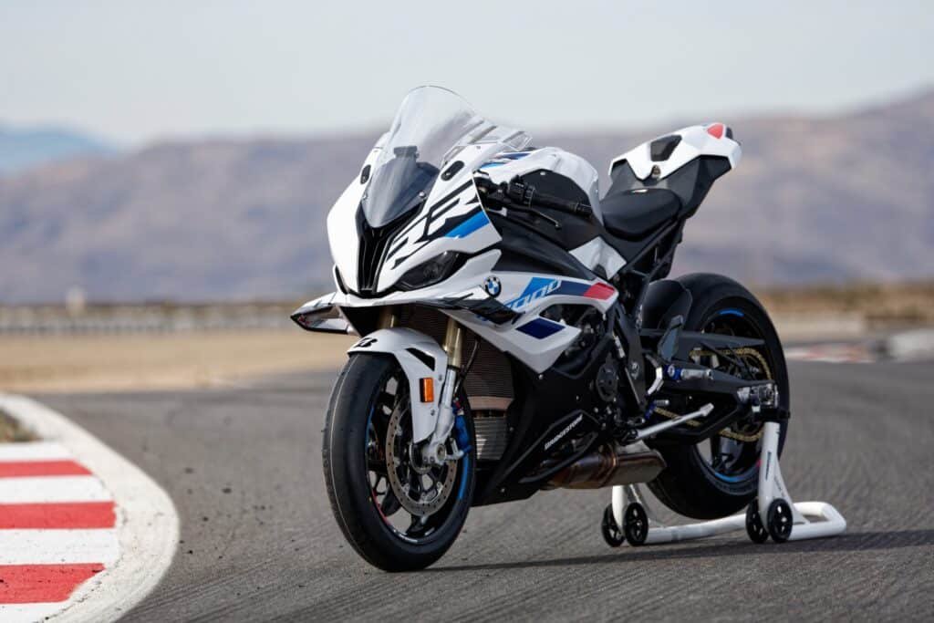 bmw s1000rr on road price in india
